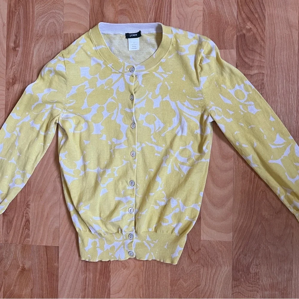 EUC J Crew 🌞 Yellow & White Floral Cotton Women's Cardigan sz S